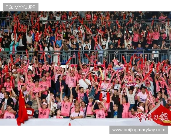 娄底足球队奋勇拼搏展现精神风貌 力争实现历史突破与崛起