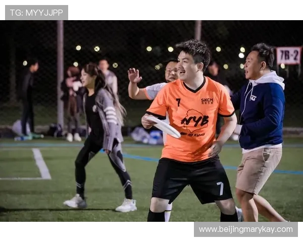 上海飞盘队勇攀高峰的奋斗历程与精彩瞬间回顾