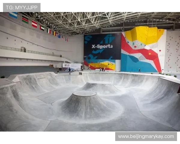 南京滑板队在极限运动嘉年华中以88分稳居积分榜首位 南京滑板队在极限运动嘉年华中以88分稳居积分榜首位