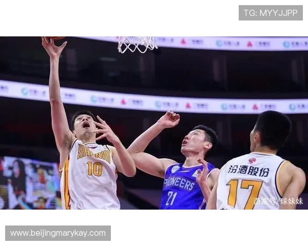 南京篮球队阵地战体系解析与战术创新探讨 南京篮球队阵地战体系解析与战术创新探讨