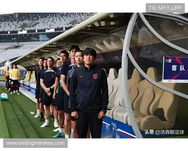 成都足球队反击战术解析与球队未来发展展望