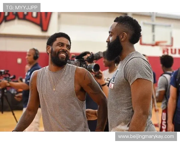 哈登与欧文精彩对决集锦回顾两位巨星的巅峰时刻与绝妙配合