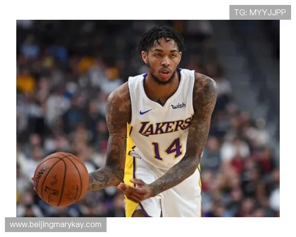 布兰登英格拉姆的篮球之路：从新秀到全明星的蜕变与成长